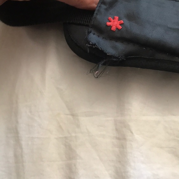 Skip hop diaper bag with changing pad - Picture 5 of 5